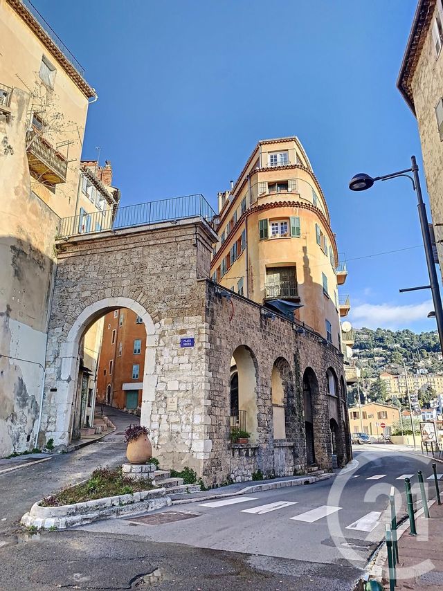 Afficher la photo en grand Appartement F3 à vendre - 3 pièces - 53.0 m2 - GRASSE - 06 - PROVENCE-ALPES-COTE-D-AZUR - Century 21 Coeur De Ville