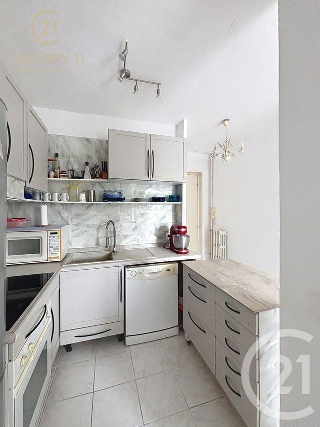 Appartement F4 à vendre - 4 pièces - 71.0 m2 - GRASSE - 06 - PROVENCE-ALPES-COTE-D-AZUR - Century 21 Coeur De Ville