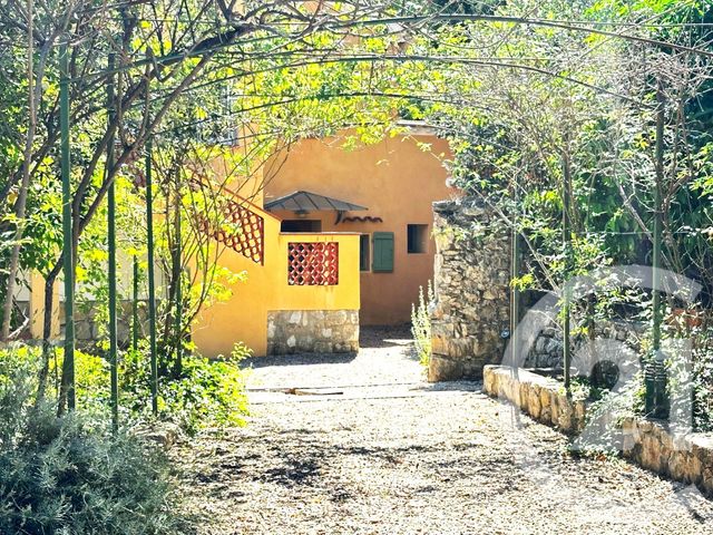 Afficher la photo en grand maison à vendre - 5 pièces - 194.14 m2 - GRASSE - 06 - PROVENCE-ALPES-COTE-D-AZUR - Century 21 Coeur De Ville