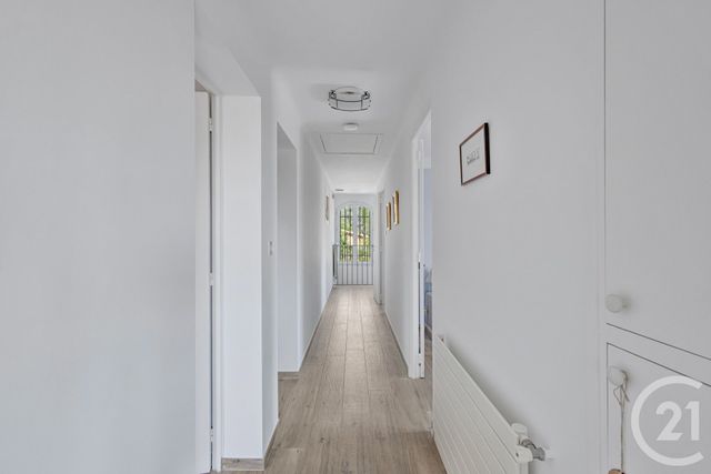 Afficher la photo en grand maison à vendre - 5 pièces - 194.14 m2 - GRASSE - 06 - PROVENCE-ALPES-COTE-D-AZUR - Century 21 Coeur De Ville