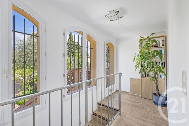 Afficher la photo en grand maison à vendre - 5 pièces - 194.14 m2 - GRASSE - 06 - PROVENCE-ALPES-COTE-D-AZUR - Century 21 Coeur De Ville