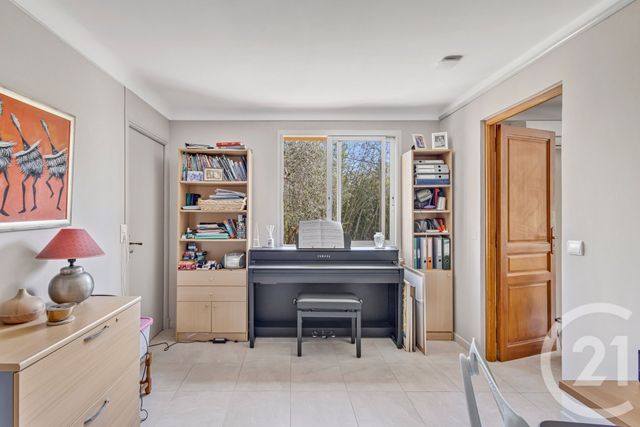 Afficher la photo en grand maison à vendre - 5 pièces - 194.14 m2 - GRASSE - 06 - PROVENCE-ALPES-COTE-D-AZUR - Century 21 Coeur De Ville