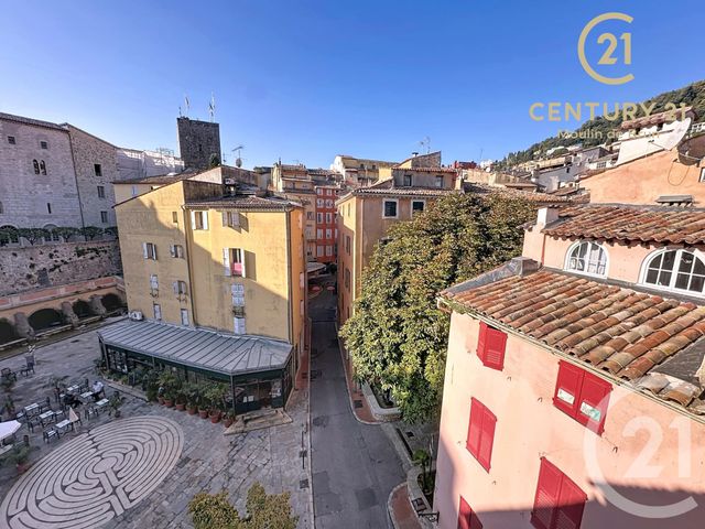 Appartement F3 à vendre - 3 pièces - 70.26 m2 - GRASSE - 06 - PROVENCE-ALPES-COTE-D-AZUR - Century 21 Coeur De Ville