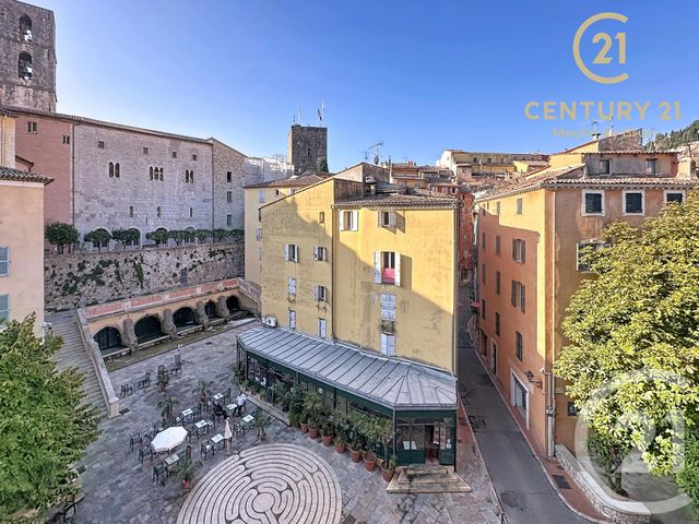 Appartement F3 à vendre - 3 pièces - 70.26 m2 - GRASSE - 06 - PROVENCE-ALPES-COTE-D-AZUR - Century 21 Coeur De Ville