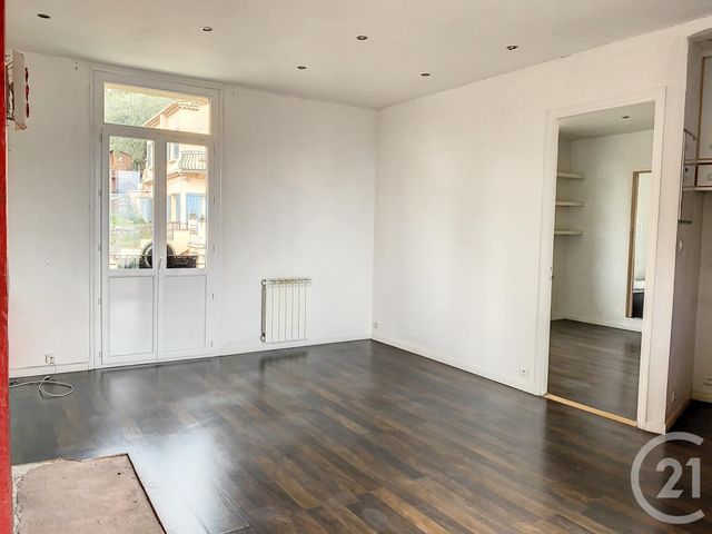 Appartement F2 à louer - 2 pièces - 43.84 m2 - GRASSE - 06 - PROVENCE-ALPES-COTE-D-AZUR - Century 21 Coeur De Ville