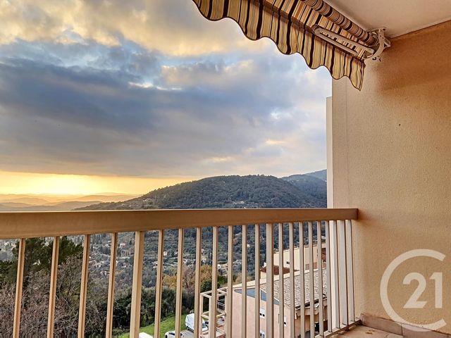 Appartement F2 à louer - 2 pièces - 48.0 m2 - GRASSE - 06 - PROVENCE-ALPES-COTE-D-AZUR - Century 21 Coeur De Ville