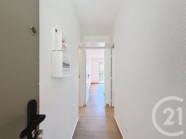 Appartement F2 à louer - 2 pièces - 26.5 m2 - GRASSE - 06 - PROVENCE-ALPES-COTE-D-AZUR - Century 21 Coeur De Ville