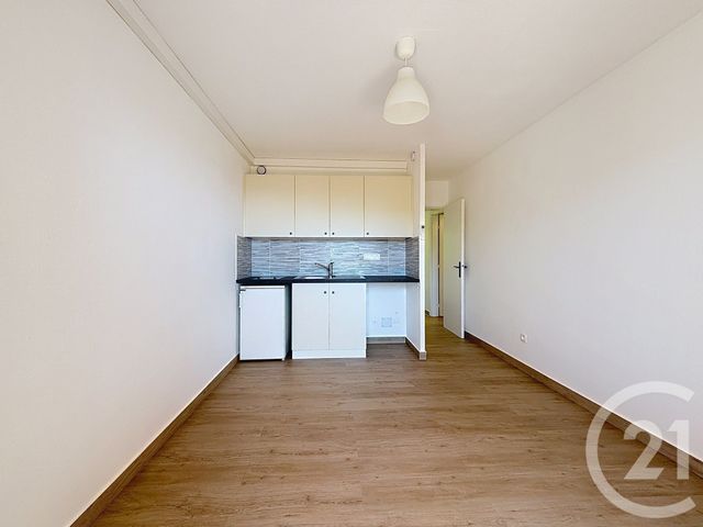 Appartement F2 à louer - 2 pièces - 26.5 m2 - GRASSE - 06 - PROVENCE-ALPES-COTE-D-AZUR - Century 21 Coeur De Ville