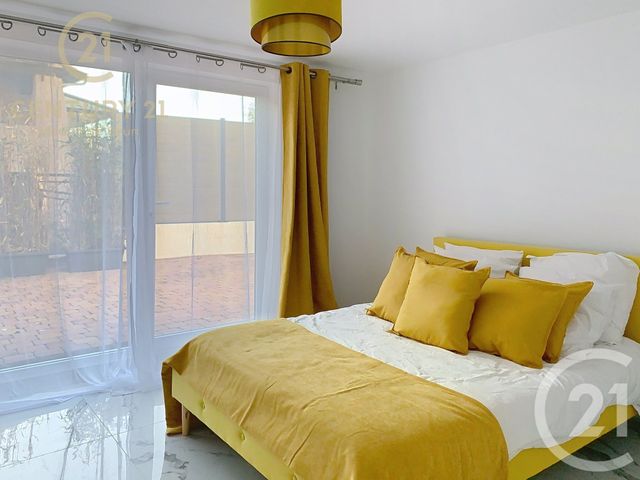 Appartement F3 à vendre - 3 pièces - 66.58 m2 - GRASSE - 06 - PROVENCE-ALPES-COTE-D-AZUR - Century 21 Côté Ouest