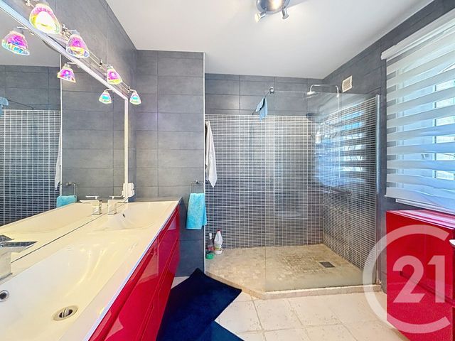 maison à vendre - 8 pièces - 224.0 m2 - GRASSE - 06 - PROVENCE-ALPES-COTE-D-AZUR - Century 21 Côté Ouest