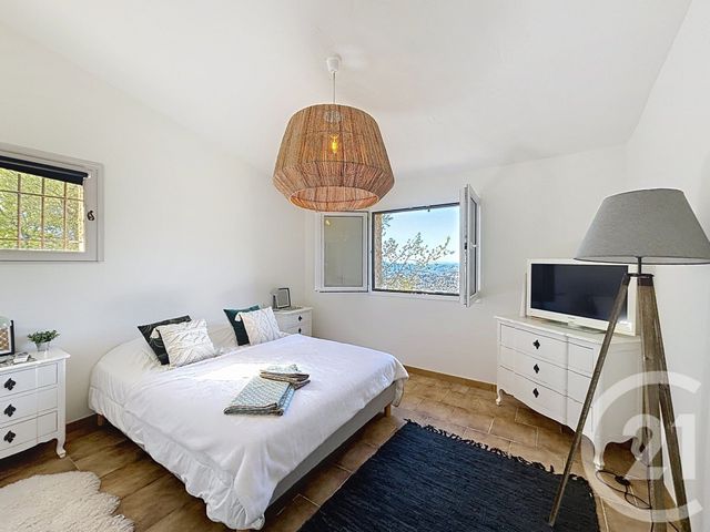 maison à vendre - 5 pièces - 160.0 m2 - CABRIS - 06 - PROVENCE-ALPES-COTE-D-AZUR - Century 21 Côté Ouest