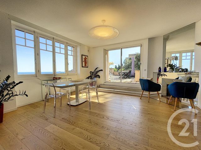 maison à vendre - 6 pièces - 140.38 m2 - GRASSE - 06 - PROVENCE-ALPES-COTE-D-AZUR - Century 21 Coeur De Ville maison à vendre - 6 pièces - 140.38 m2 - GRASSE - 06 - PROVENCE-ALPES-COTE-D-AZUR - Century 21 Coeur De Ville